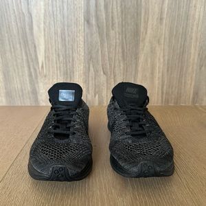 Nike Fly Knit Racer Sneakers